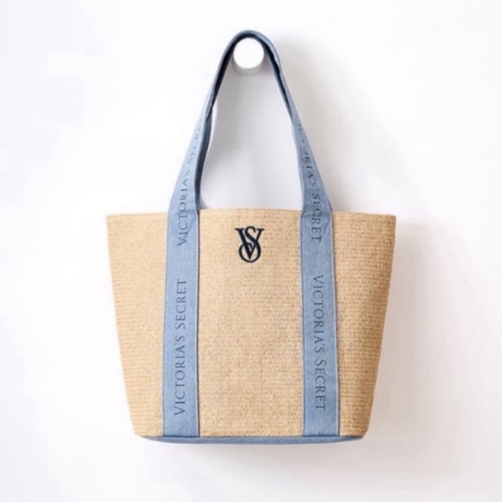 Victoria's Secret Tote and towel bundle - Picture 9 of 10